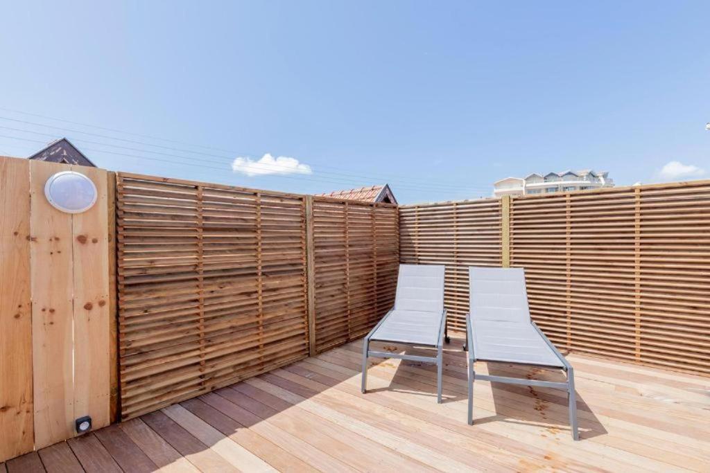 Residence Les Suites Du Port - By Le Saint Ferdinand Аркашон Екстериор снимка